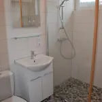 Ulamec Vi Apartament *